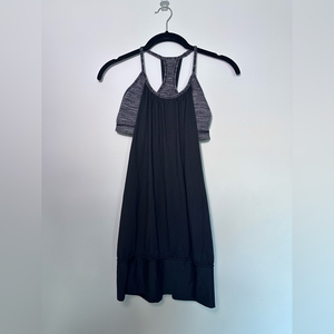 Lululemon‎ No limit Racer Back Tank with built in bra, Size 4
